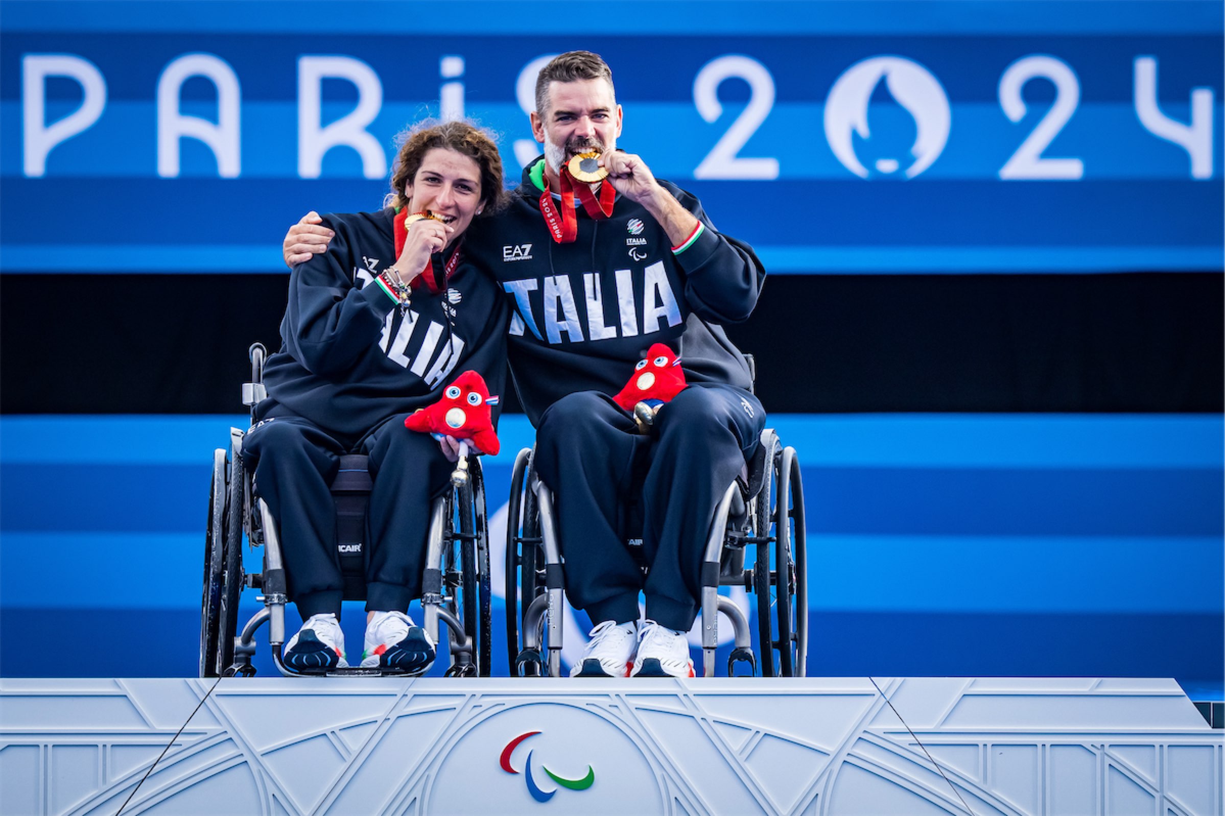 Paralimpiadi Parigi 2024: Elisabetta Mijno e Stefano Travisani d'oro nel misto ricurvo